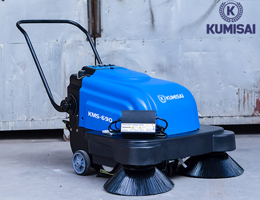 xe-quet-rac-kumisai-kms-690-avt-1